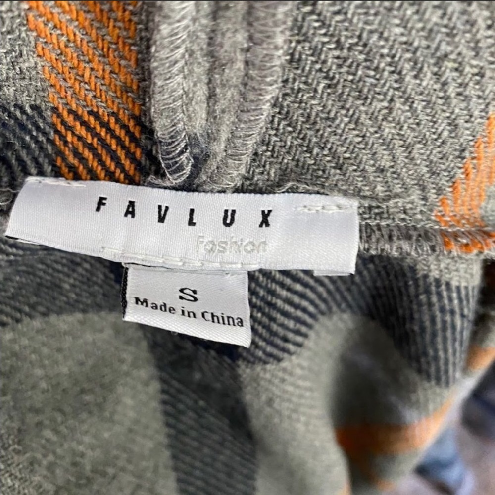Favlux ~ Grey Plaid Jacket ~ Size S - Picture 5 of 7